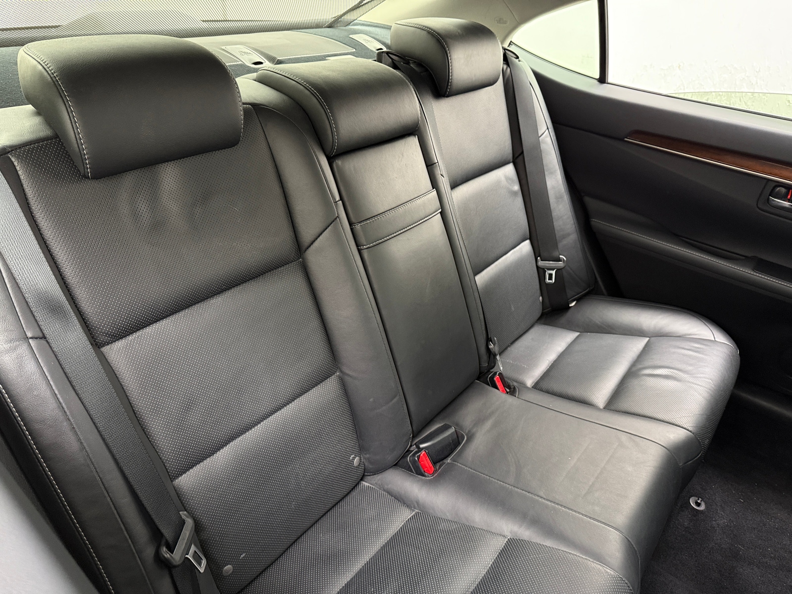 Thumbnail: 2015 Lexus ES - 5