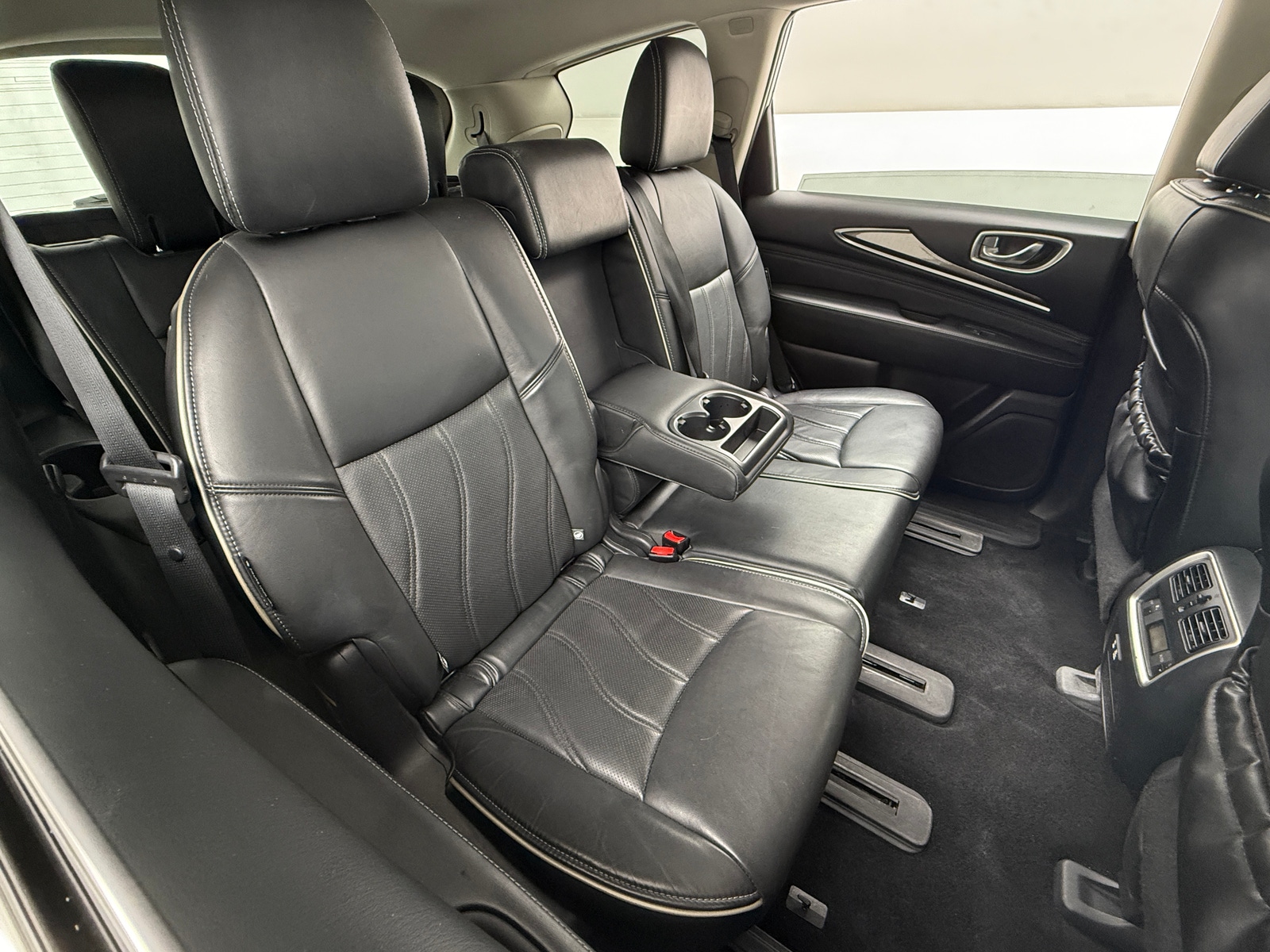Thumbnail: 2019 INFINITI QX60 - 5