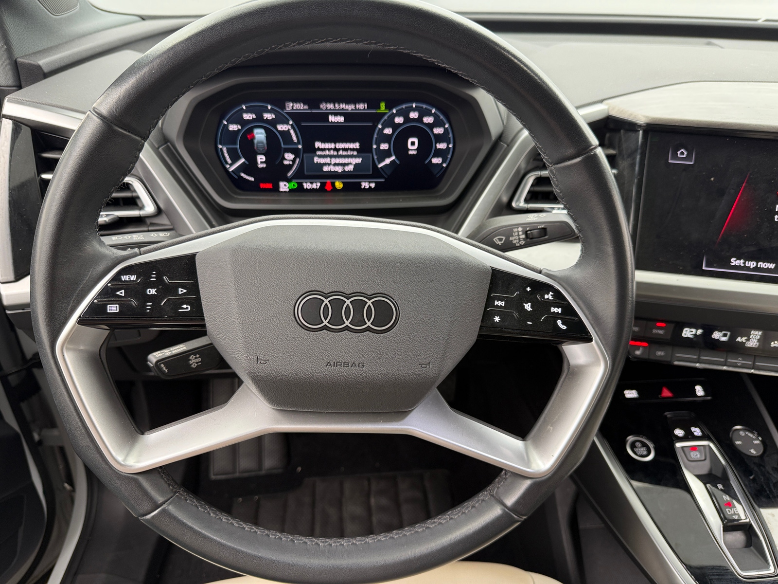 Thumbnail: 2023 Audi Q4 e-tron - 4