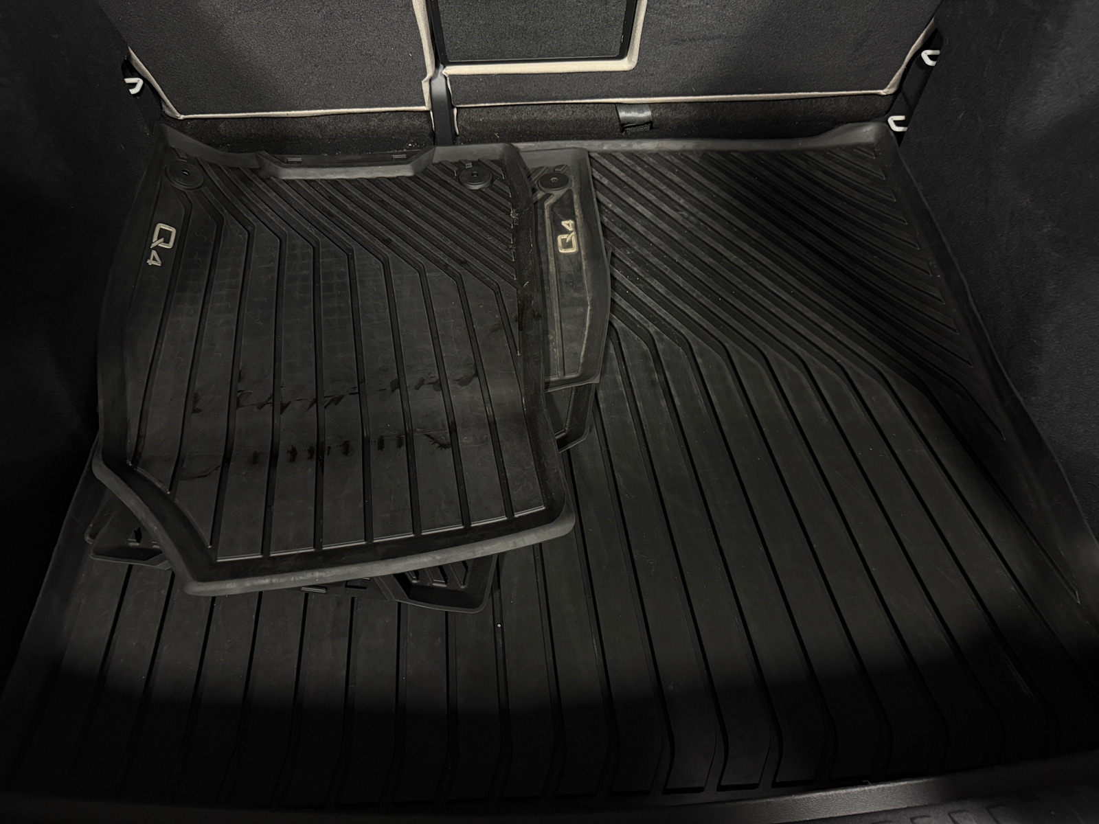 Thumbnail: 2023 Audi Q4 e-tron - 6
