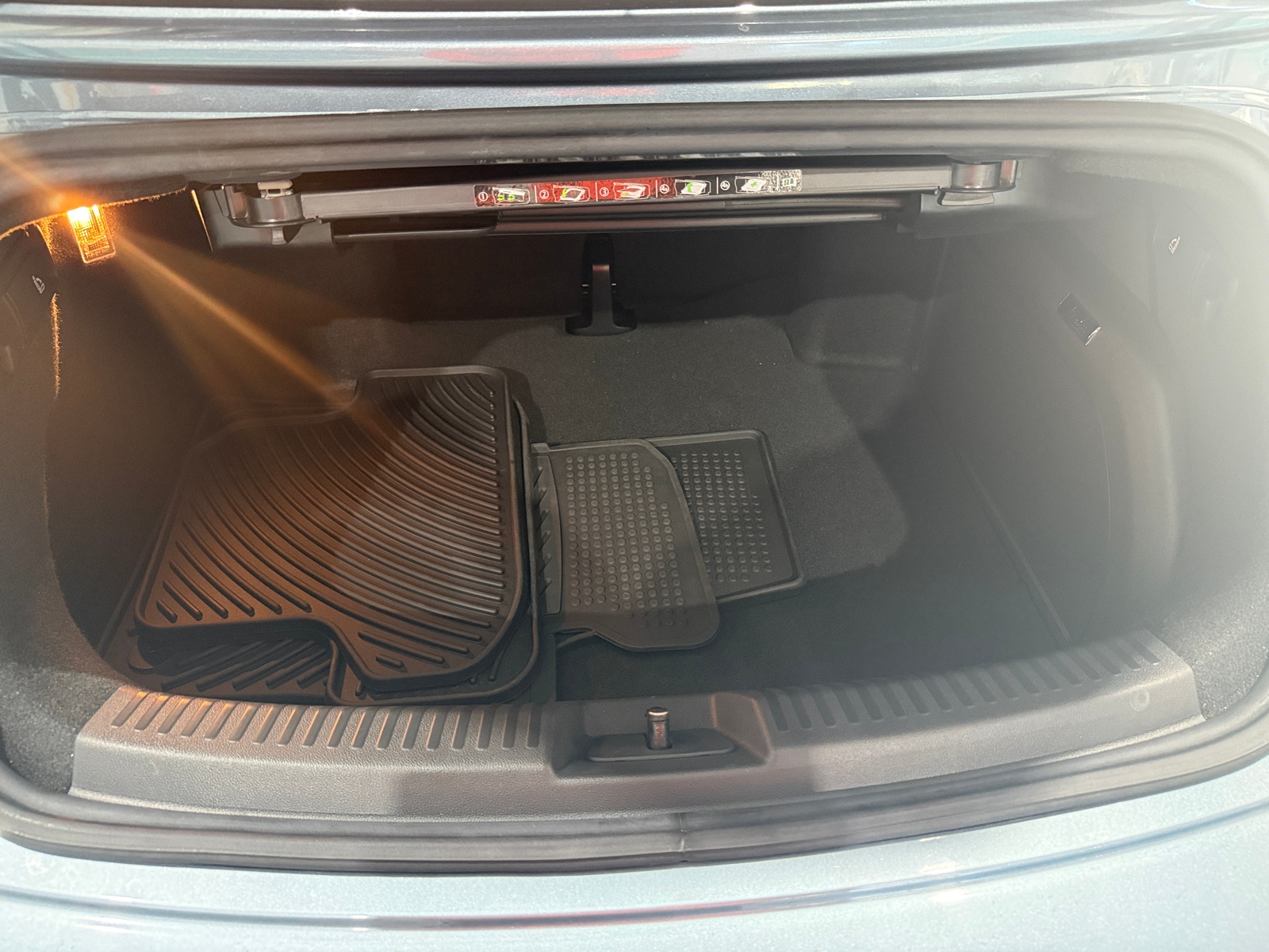 Thumbnail: 2019 Volkswagen Beetle - 6