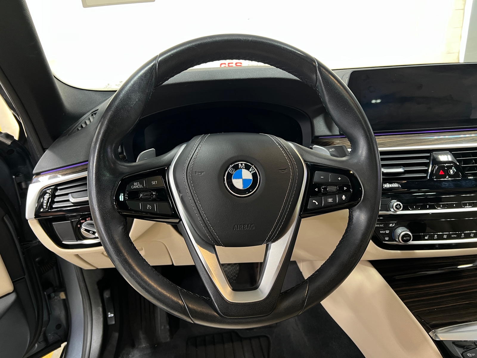 Thumbnail: 2020 BMW 5 Series - 4