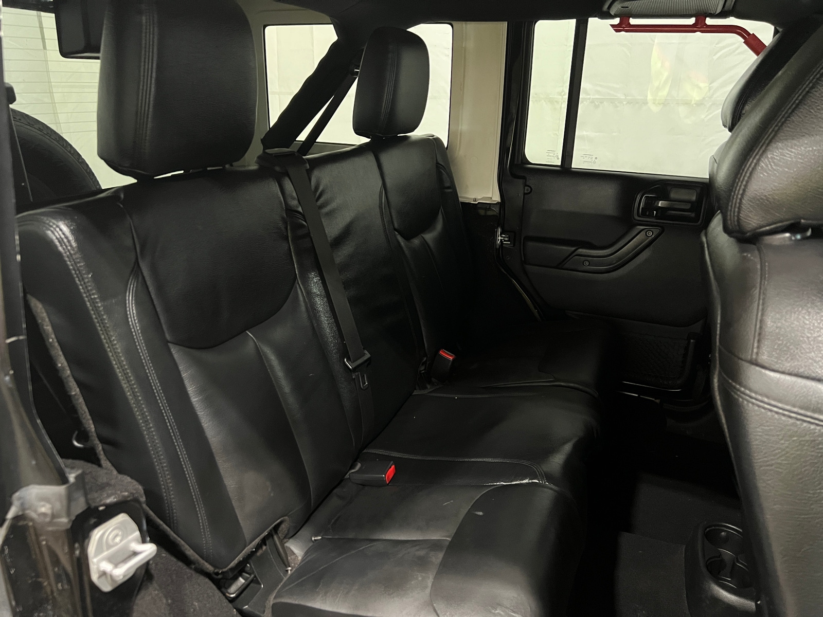 Thumbnail: 2017 Jeep Wrangler - 6