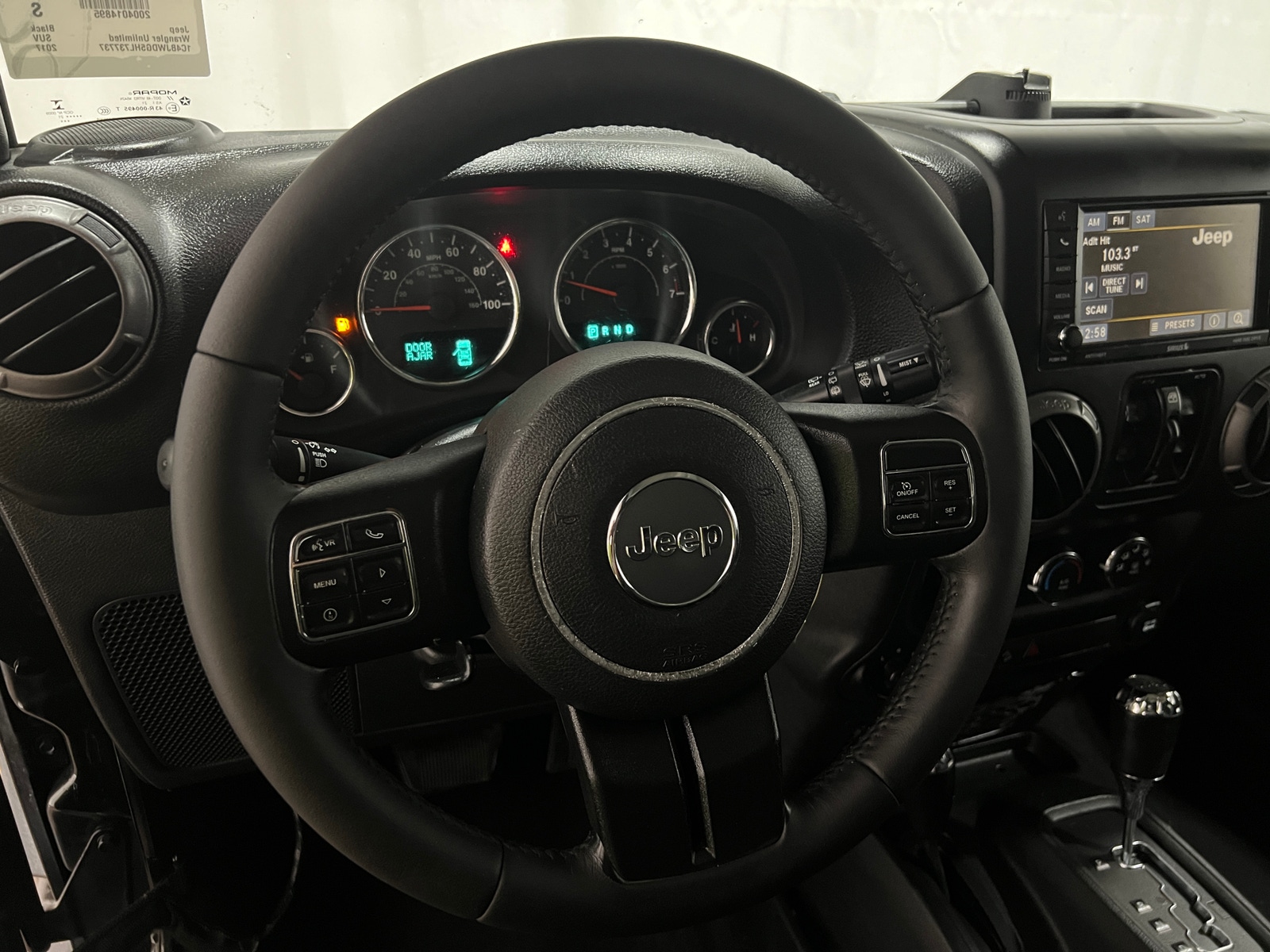 Thumbnail: 2017 Jeep Wrangler - 5