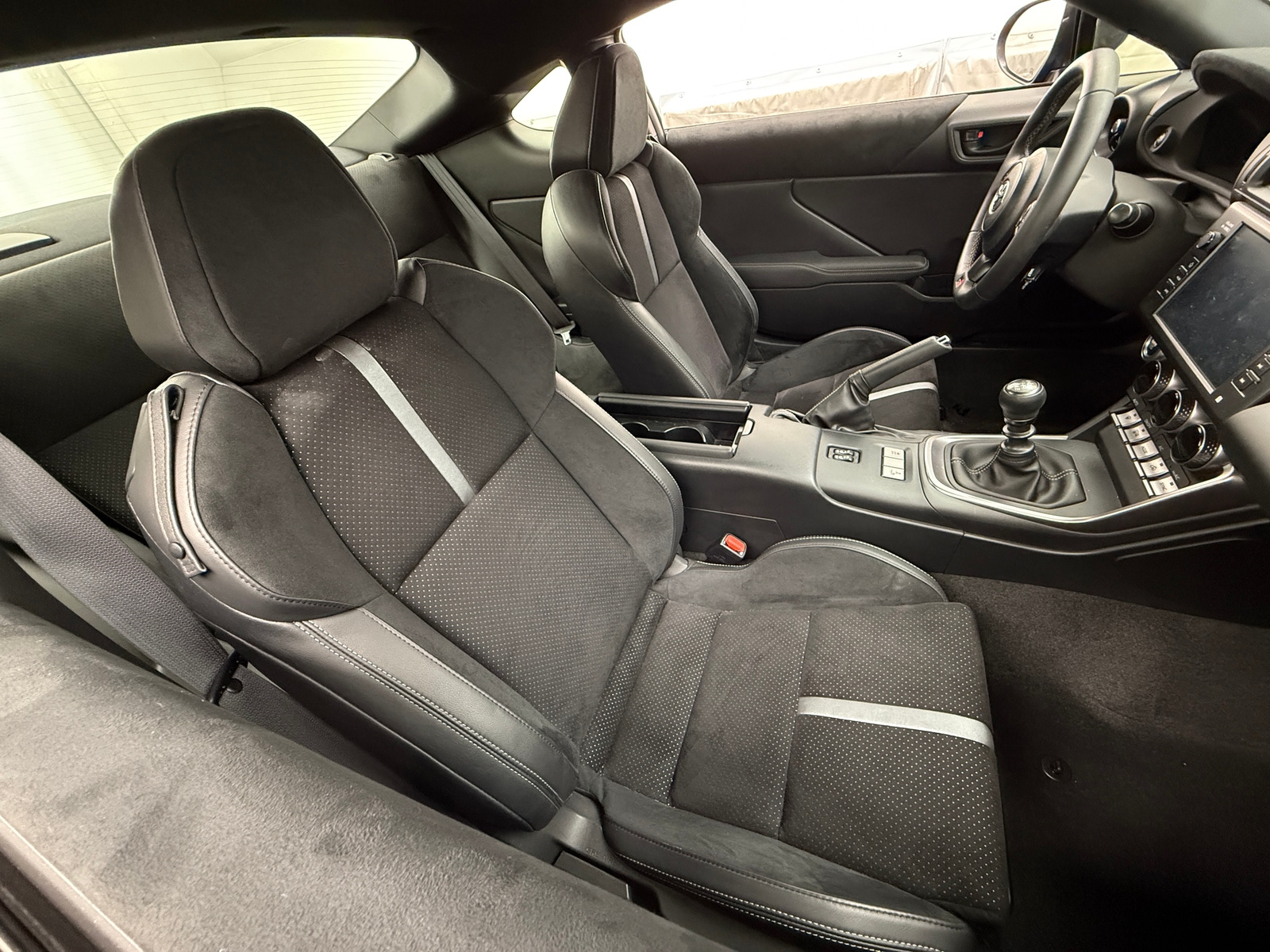 Thumbnail: 2024 Toyota GR86 - 2