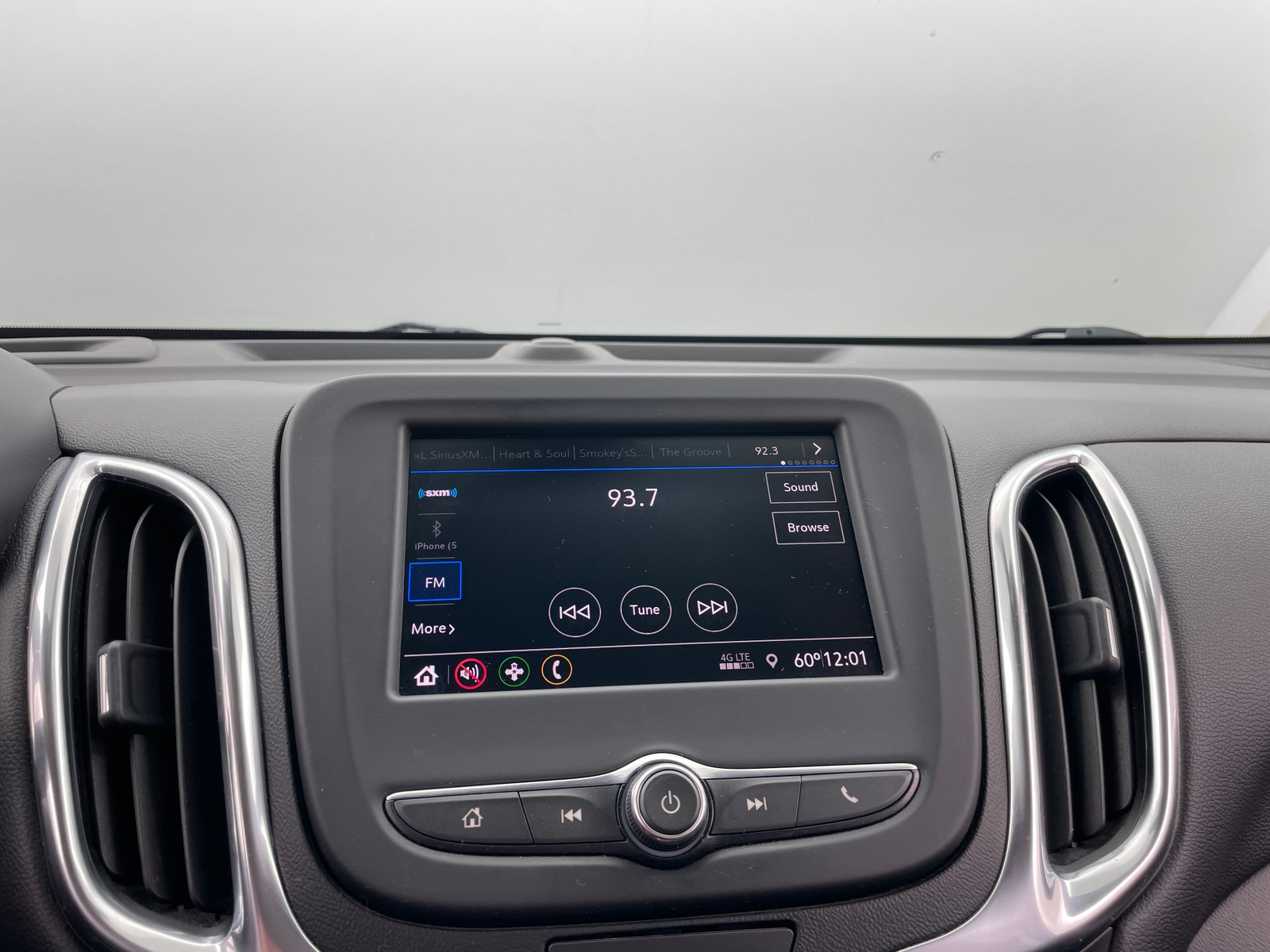 Thumbnail: 2020 Chevrolet Equinox - 4