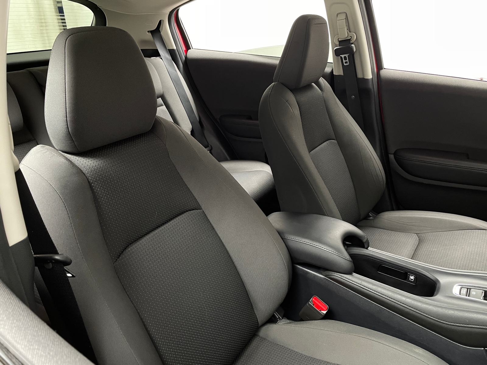 Thumbnail: 2020 Honda HR-V - 2