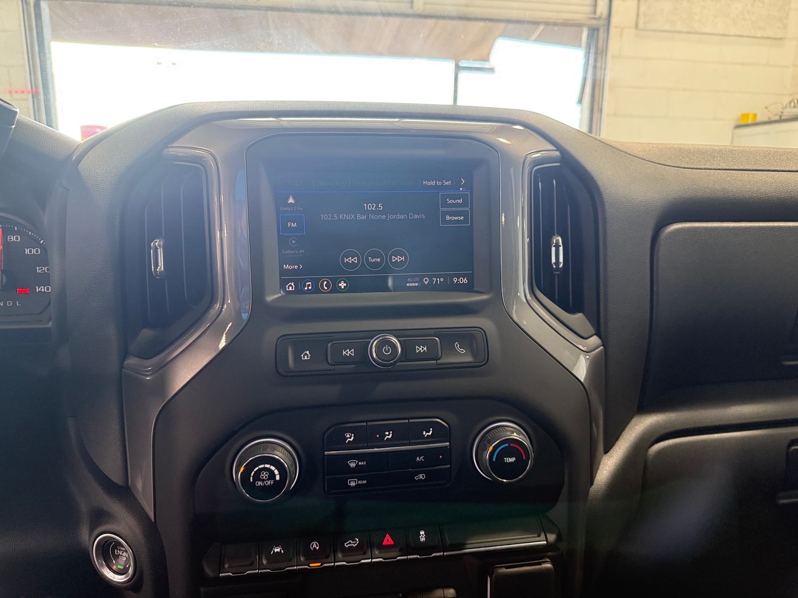 Thumbnail: 2024 Chevrolet Silverado 1500 - 4
