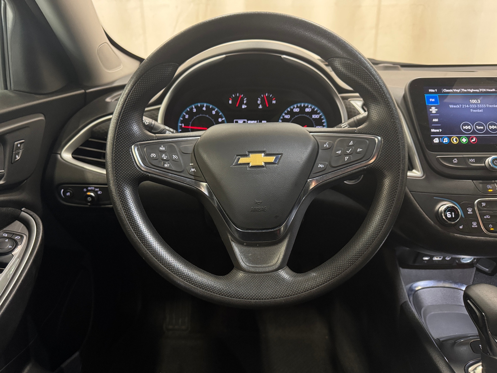 Thumbnail: 2024 Chevrolet Malibu - 5