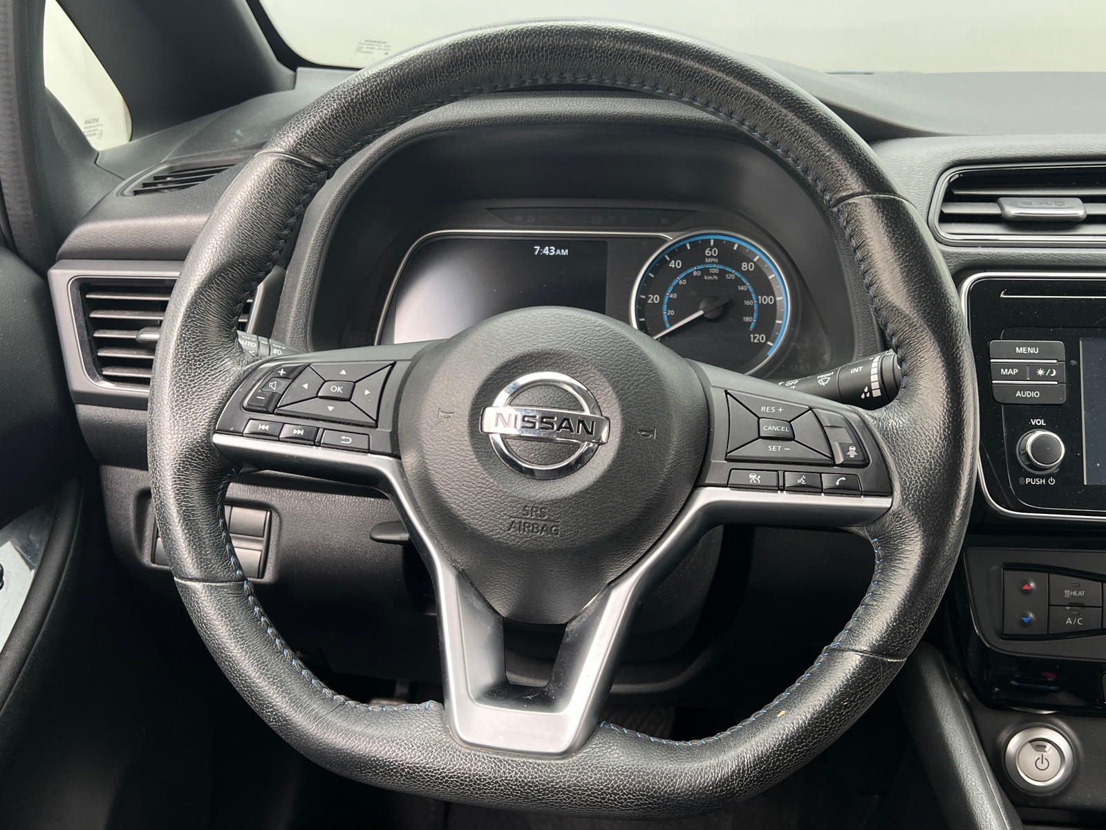 Thumbnail: 2018 Nissan Leaf - 5