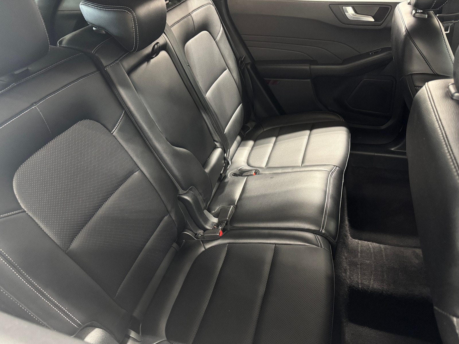 Thumbnail: 2022 Ford Escape - 5