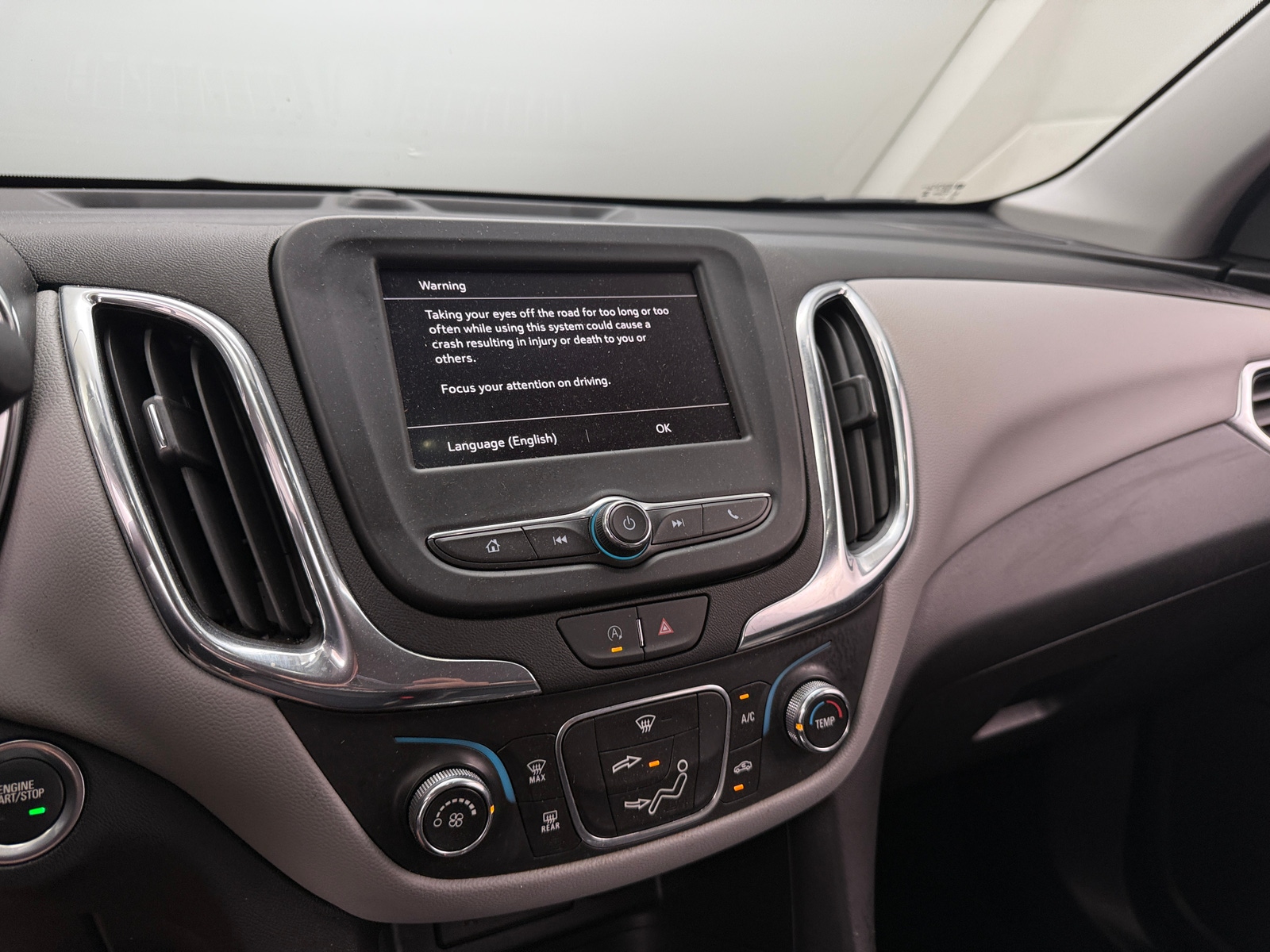 Thumbnail: 2023 Chevrolet Equinox - 4