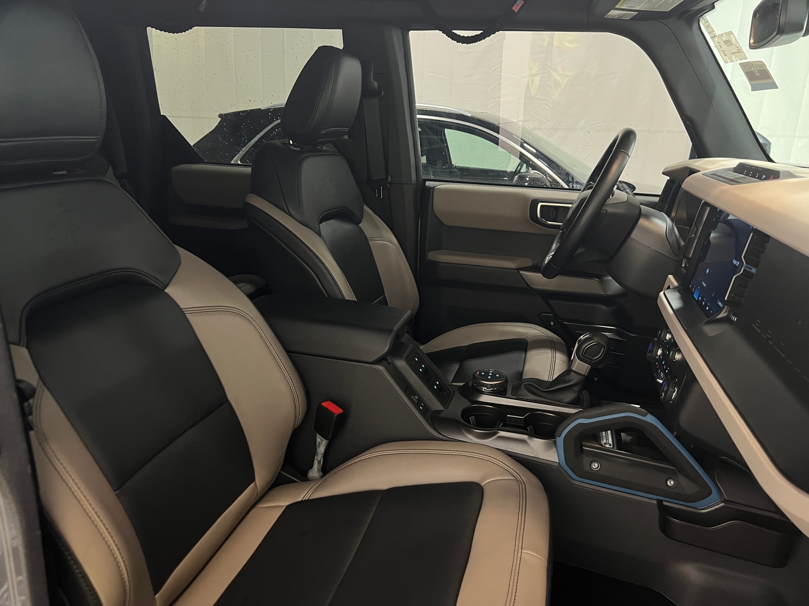 Thumbnail: 2023 Ford Bronco - 2