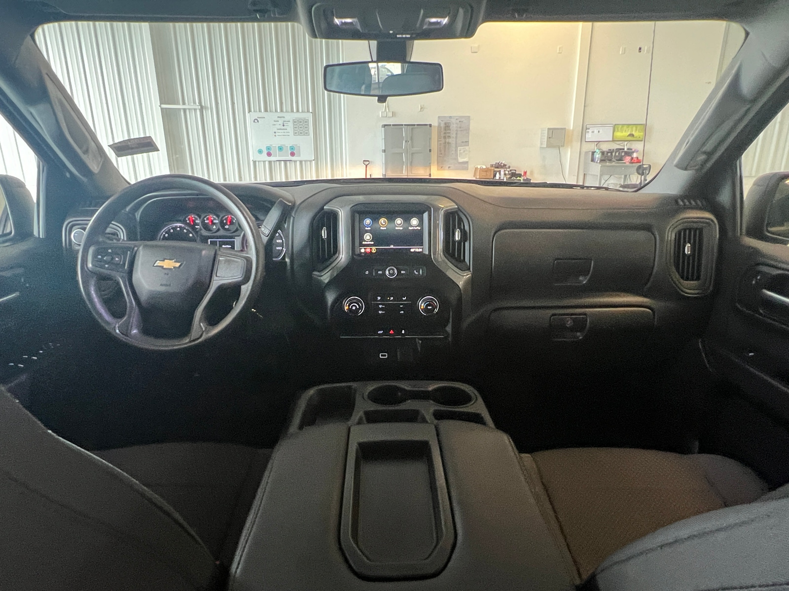 Thumbnail: 2019 Chevrolet Silverado 1500 - 3