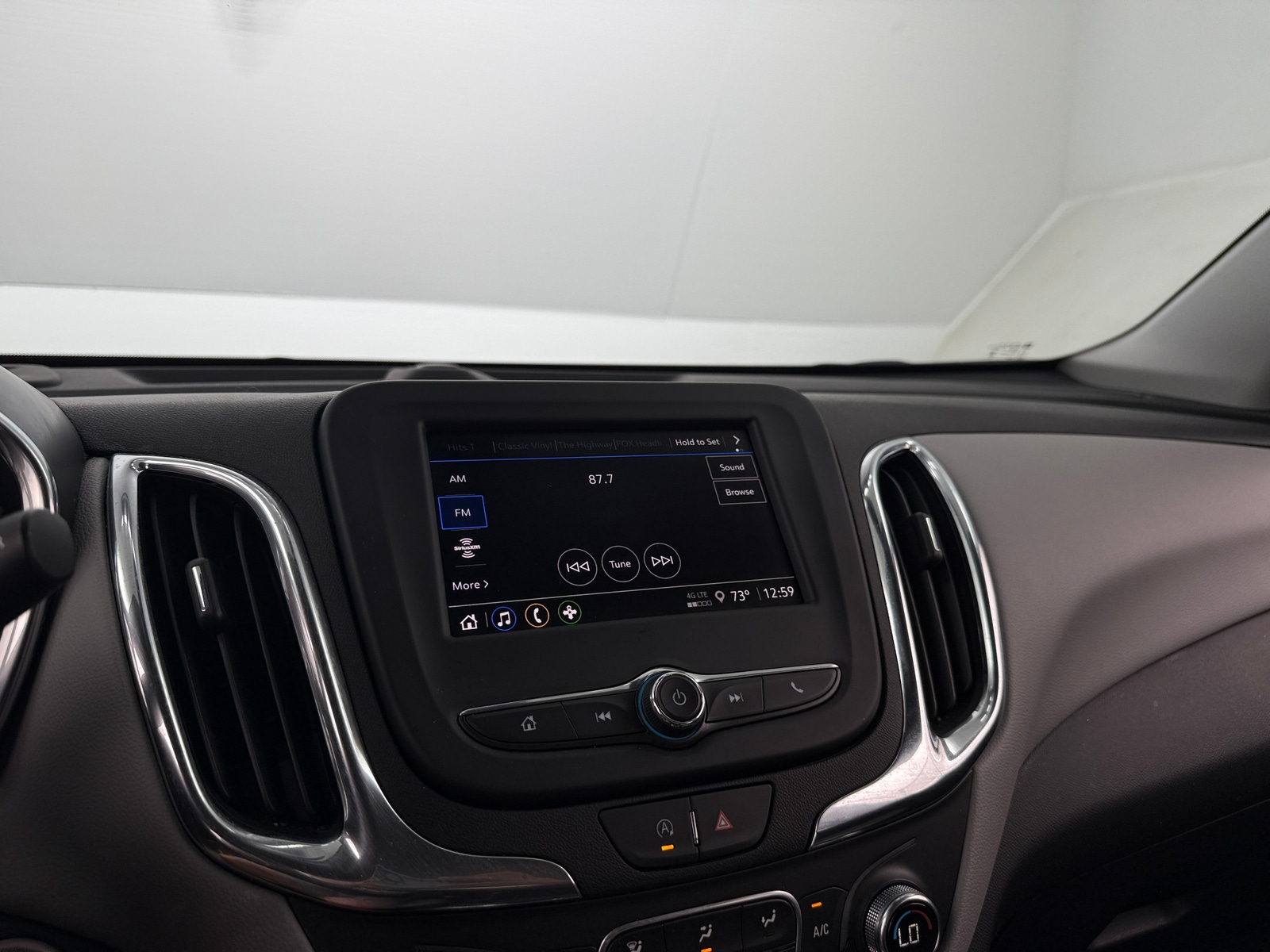Thumbnail: 2024 Chevrolet Equinox - 4