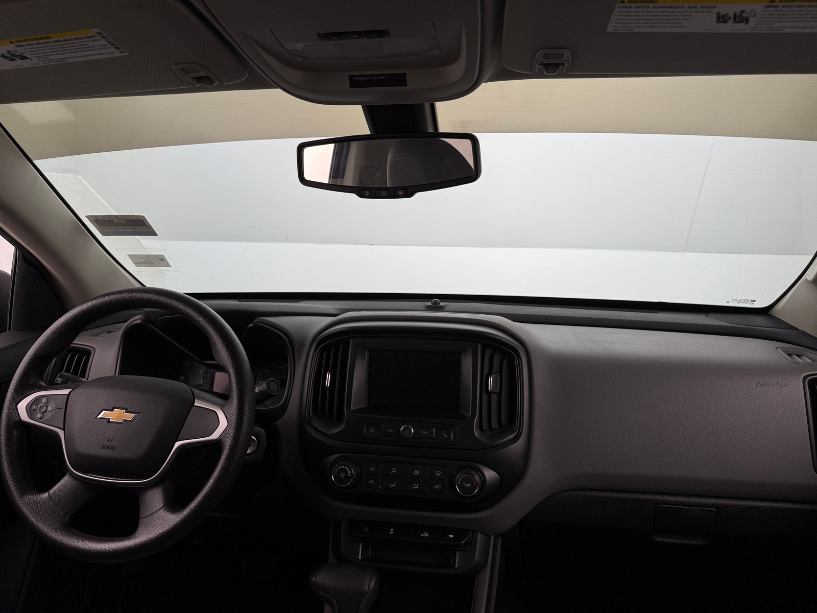 Thumbnail: 2019 Chevrolet Colorado - 3