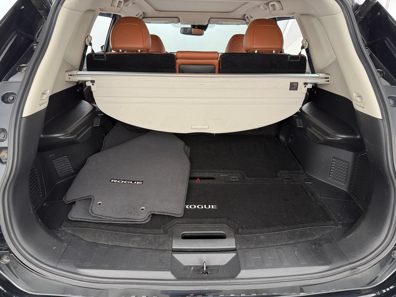 Thumbnail: 2017 Nissan Rogue - 6
