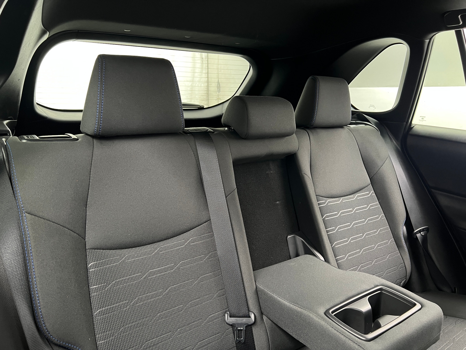 Thumbnail: 2022 Toyota RAV4 - 6