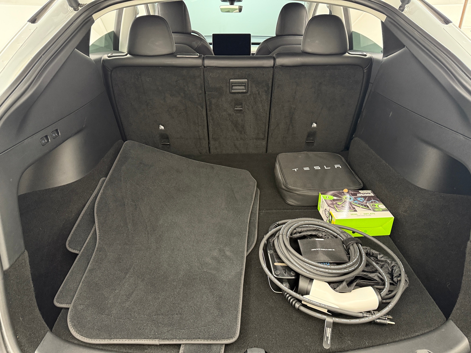 Thumbnail: 2022 Tesla Model Y - 6