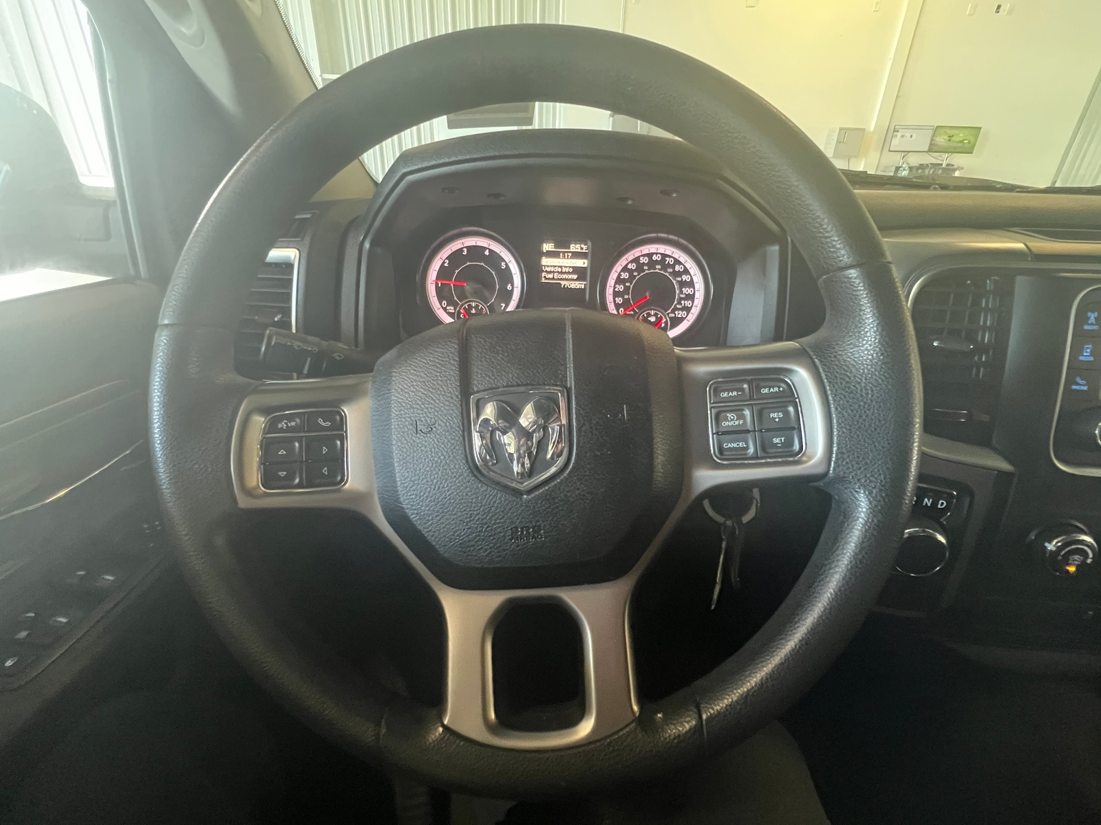 Thumbnail: 2022 RAM 1500 Classic - 5