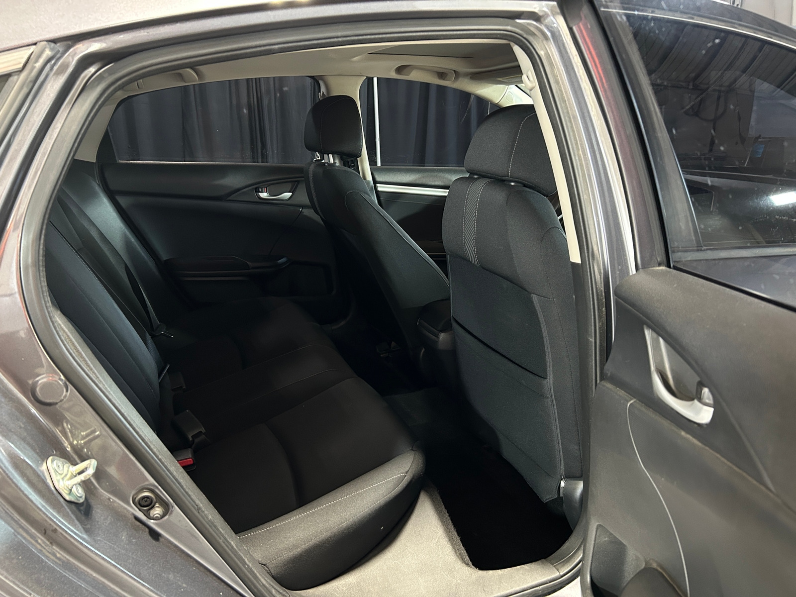 Thumbnail: 2016 Honda Civic - 6