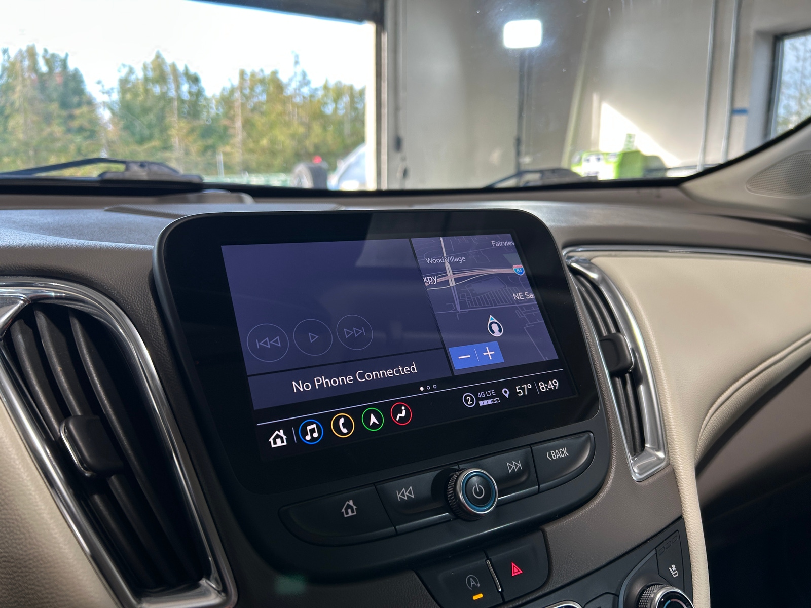 Thumbnail: 2024 Chevrolet Malibu - 3