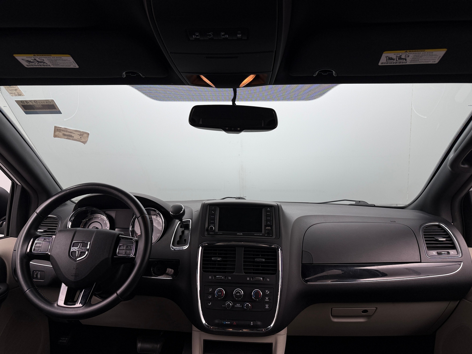 Thumbnail: 2018 Dodge Grand Caravan - 2