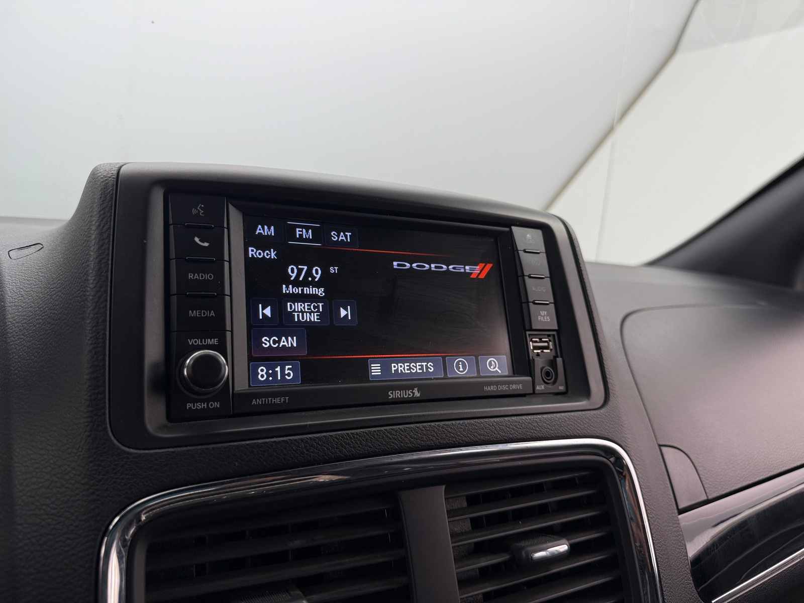 Thumbnail: 2018 Dodge Grand Caravan - 3