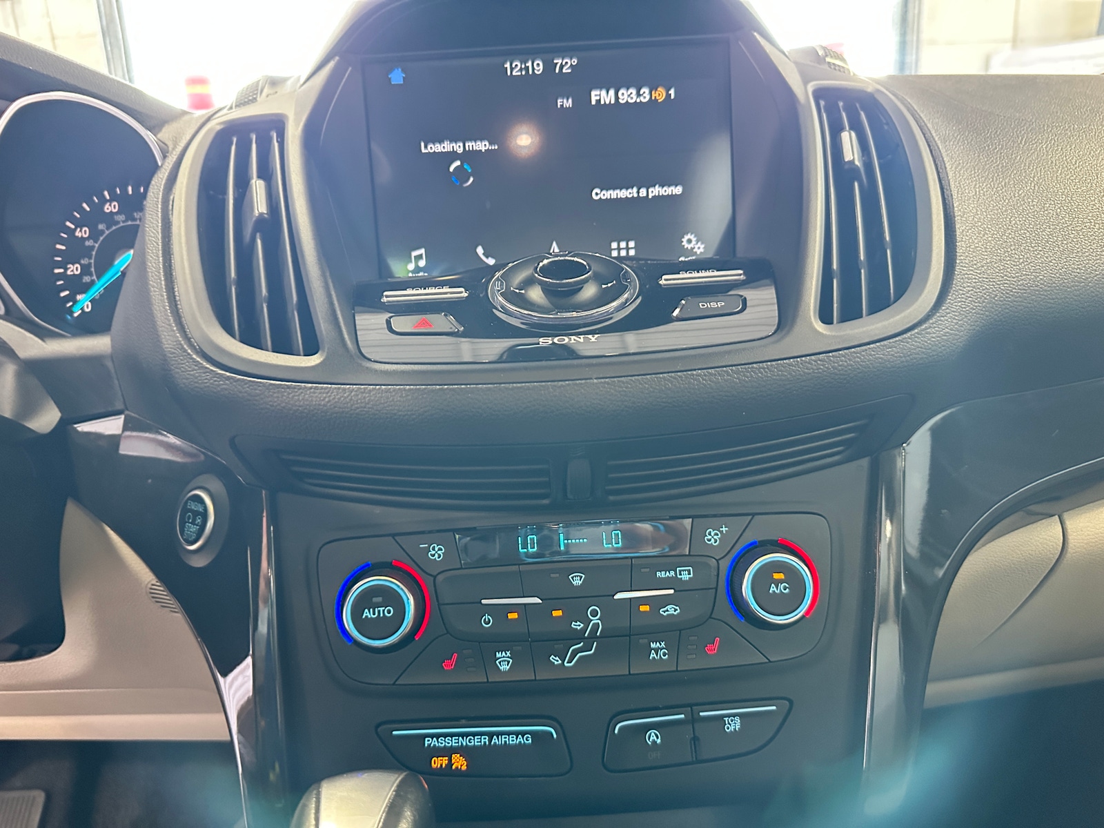 Thumbnail: 2017 Ford Escape - 3
