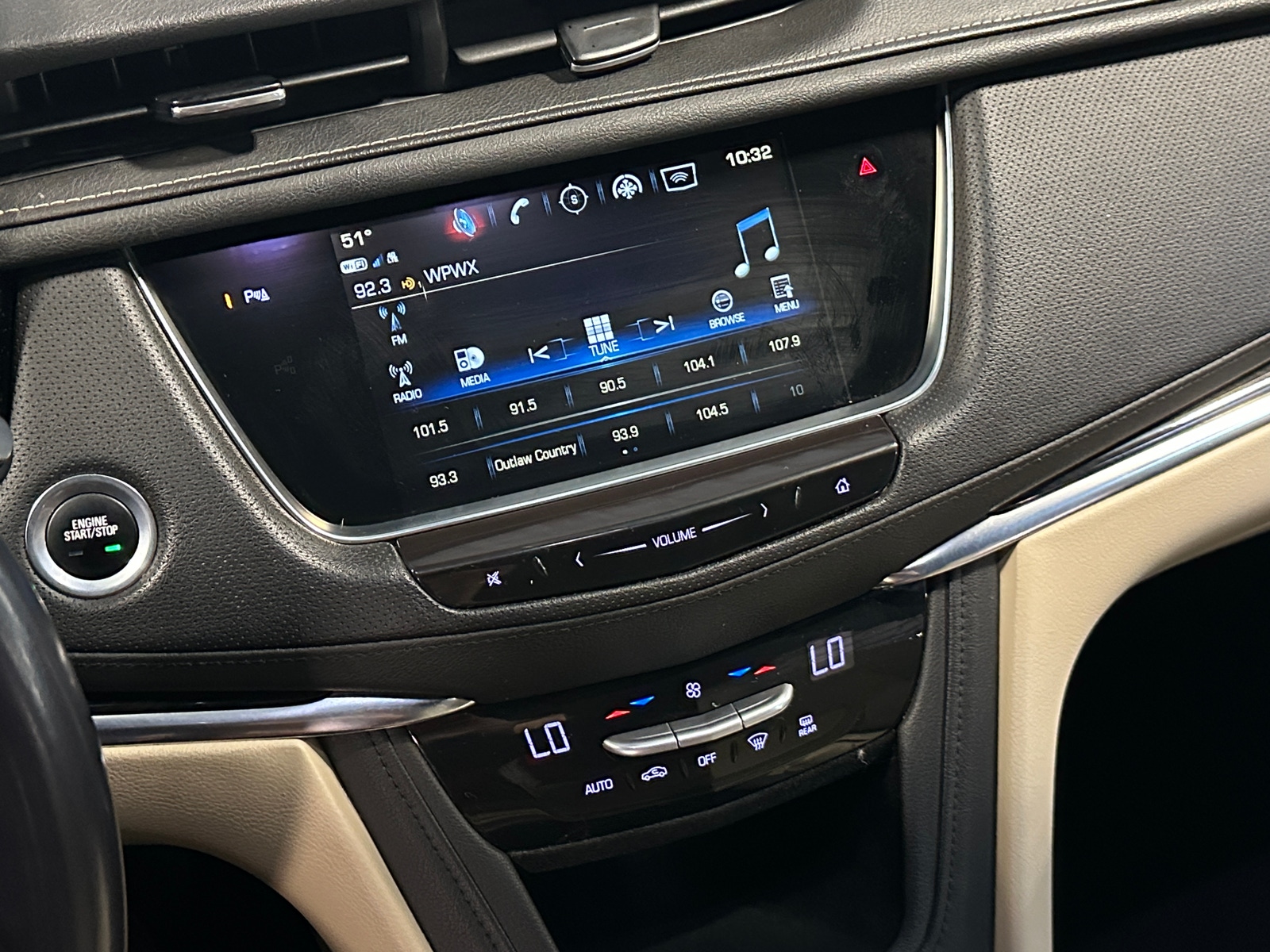 Thumbnail: 2018 Cadillac XT5 - 3