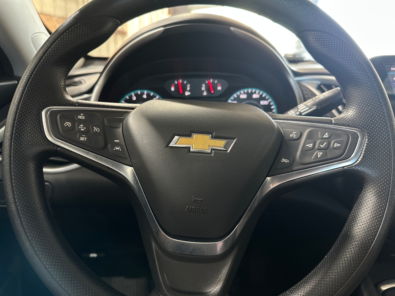 Thumbnail: 2024 Chevrolet Malibu - 5