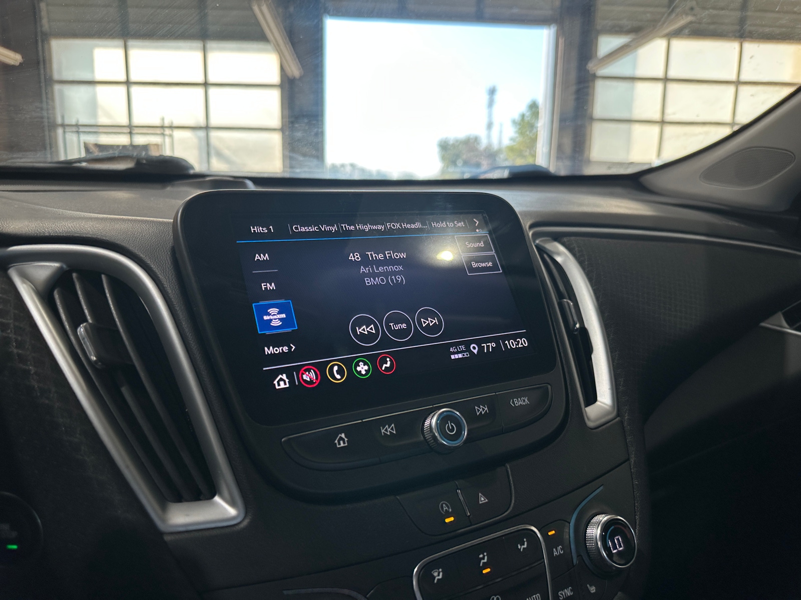 Thumbnail: 2024 Chevrolet Malibu - 4