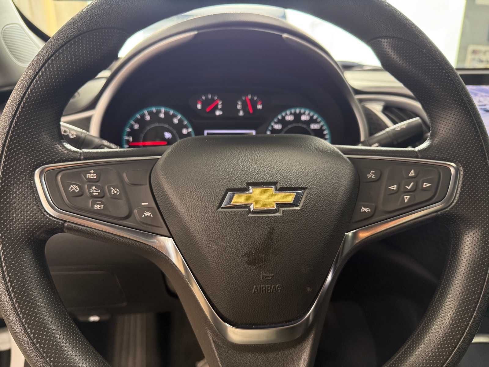 Thumbnail: 2024 Chevrolet Malibu - 5