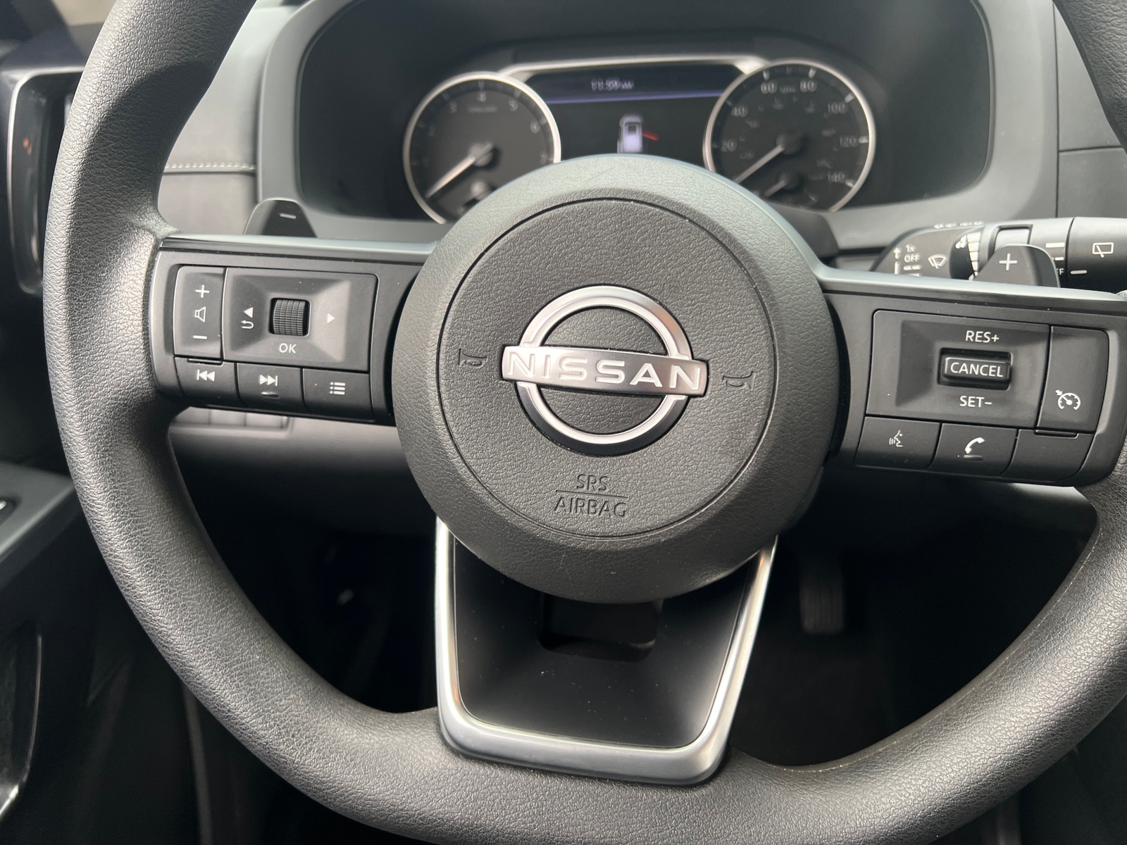 Thumbnail: 2023 Nissan Pathfinder - 5