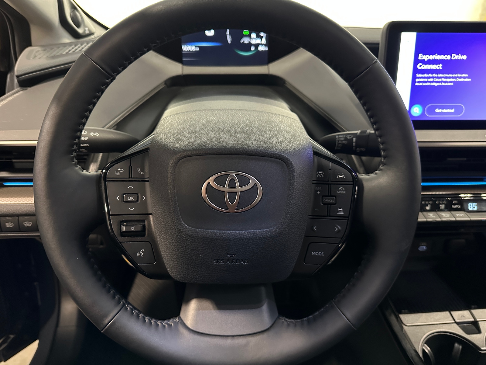 Thumbnail: 2023 Toyota Prius - 4