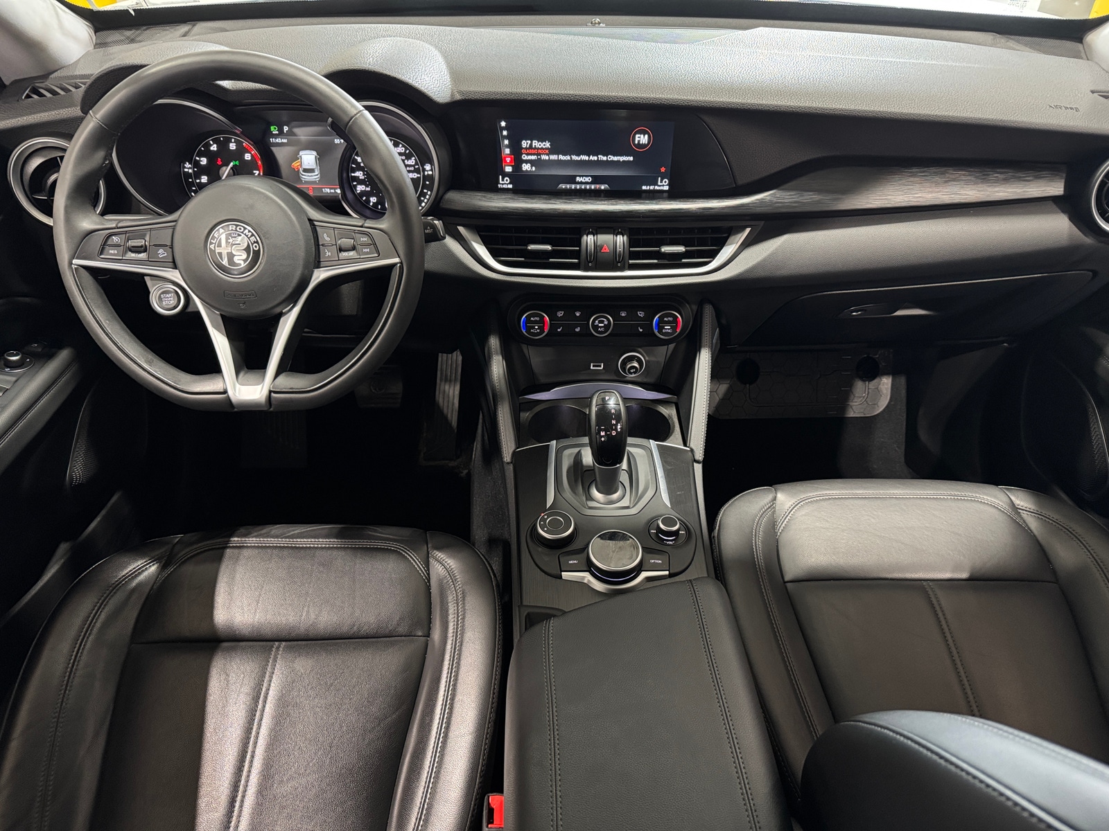 Thumbnail: 2019 Alfa Romeo Stelvio - 2