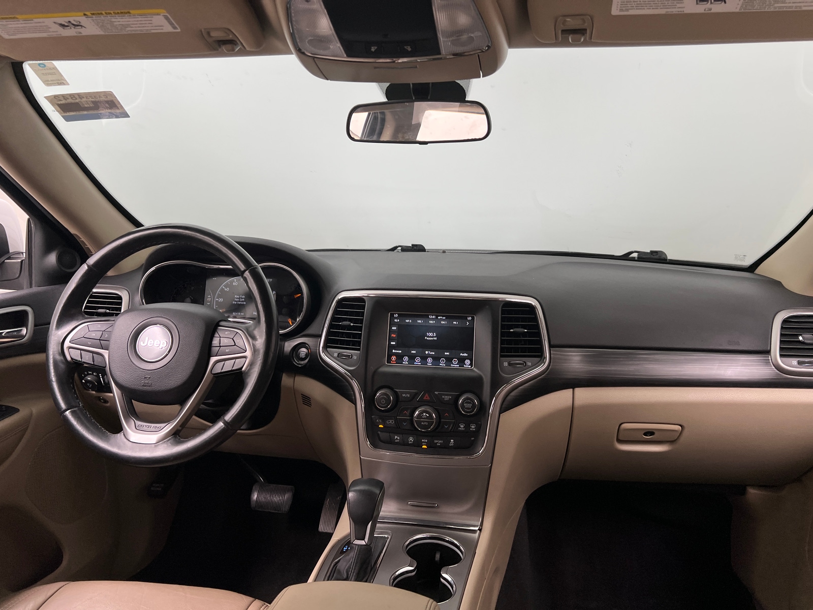 Thumbnail: 2019 Jeep Grand Cherokee - 3