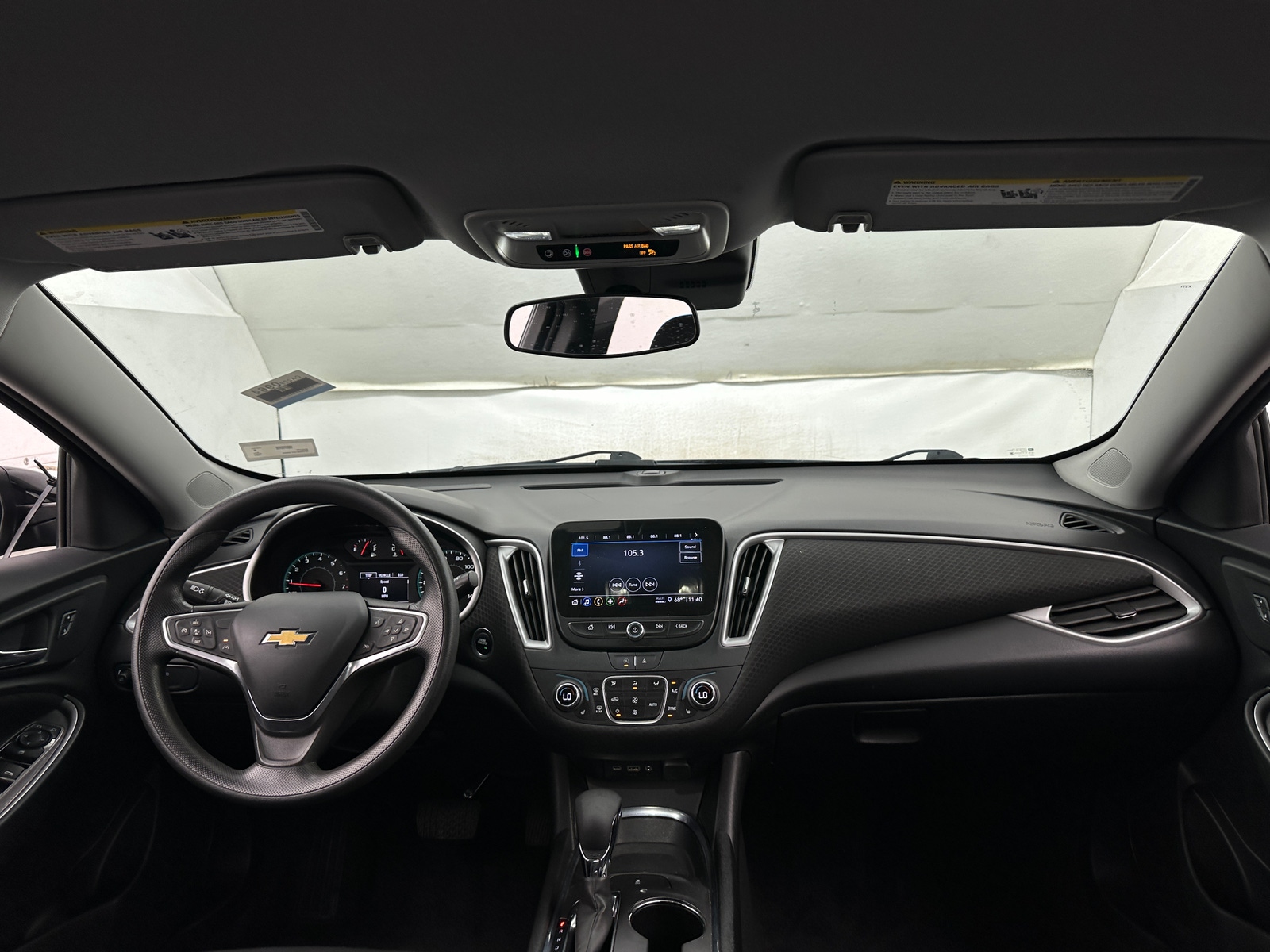 Thumbnail: 2023 Chevrolet Malibu - 3