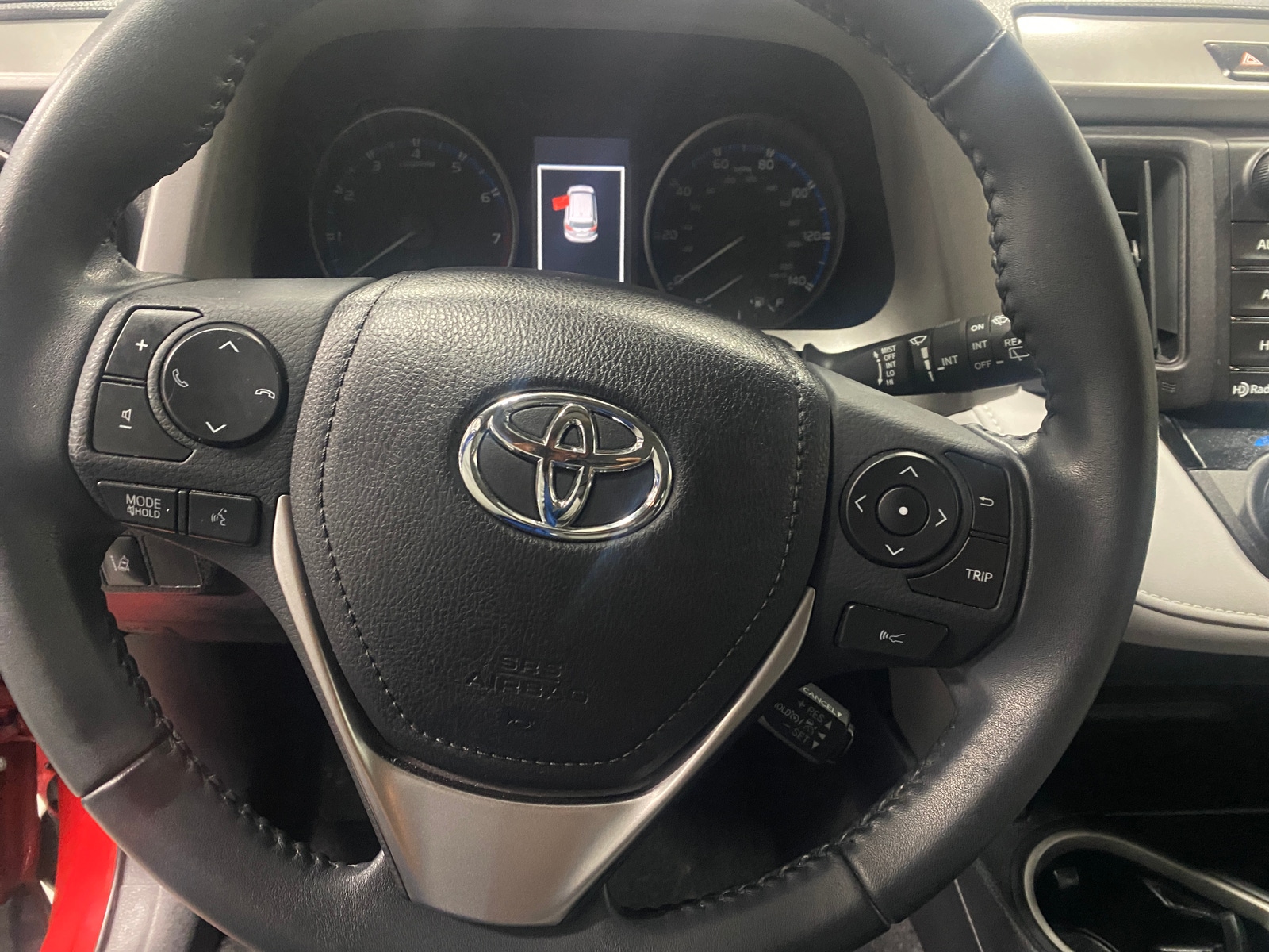 Thumbnail: 2017 Toyota RAV4 - 5