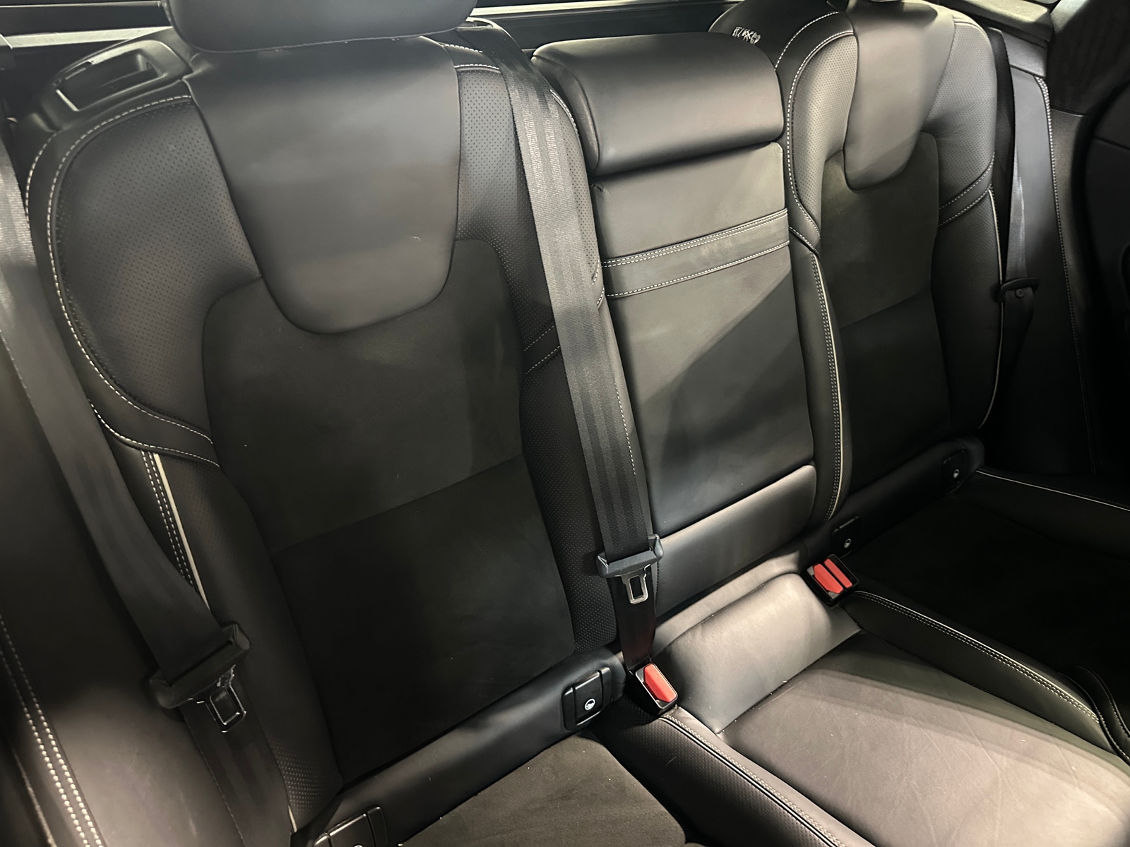 Thumbnail: 2018 Volvo XC60 - 5