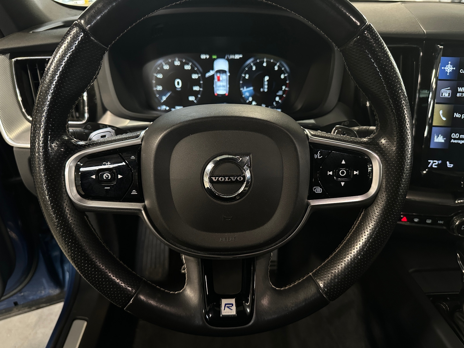 Thumbnail: 2018 Volvo XC60 - 4
