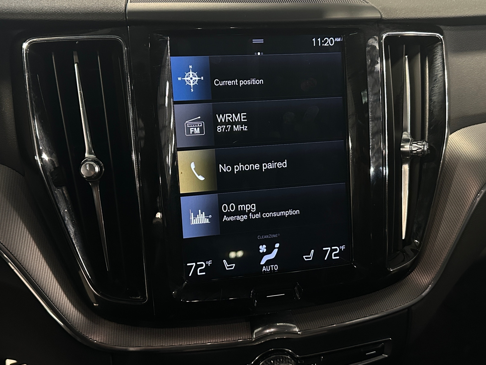 Thumbnail: 2018 Volvo XC60 - 3