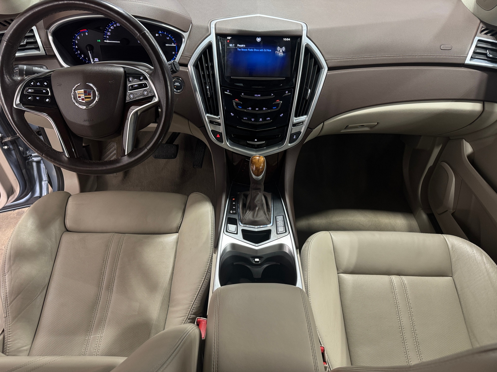 Thumbnail: 2014 Cadillac SRX - 3