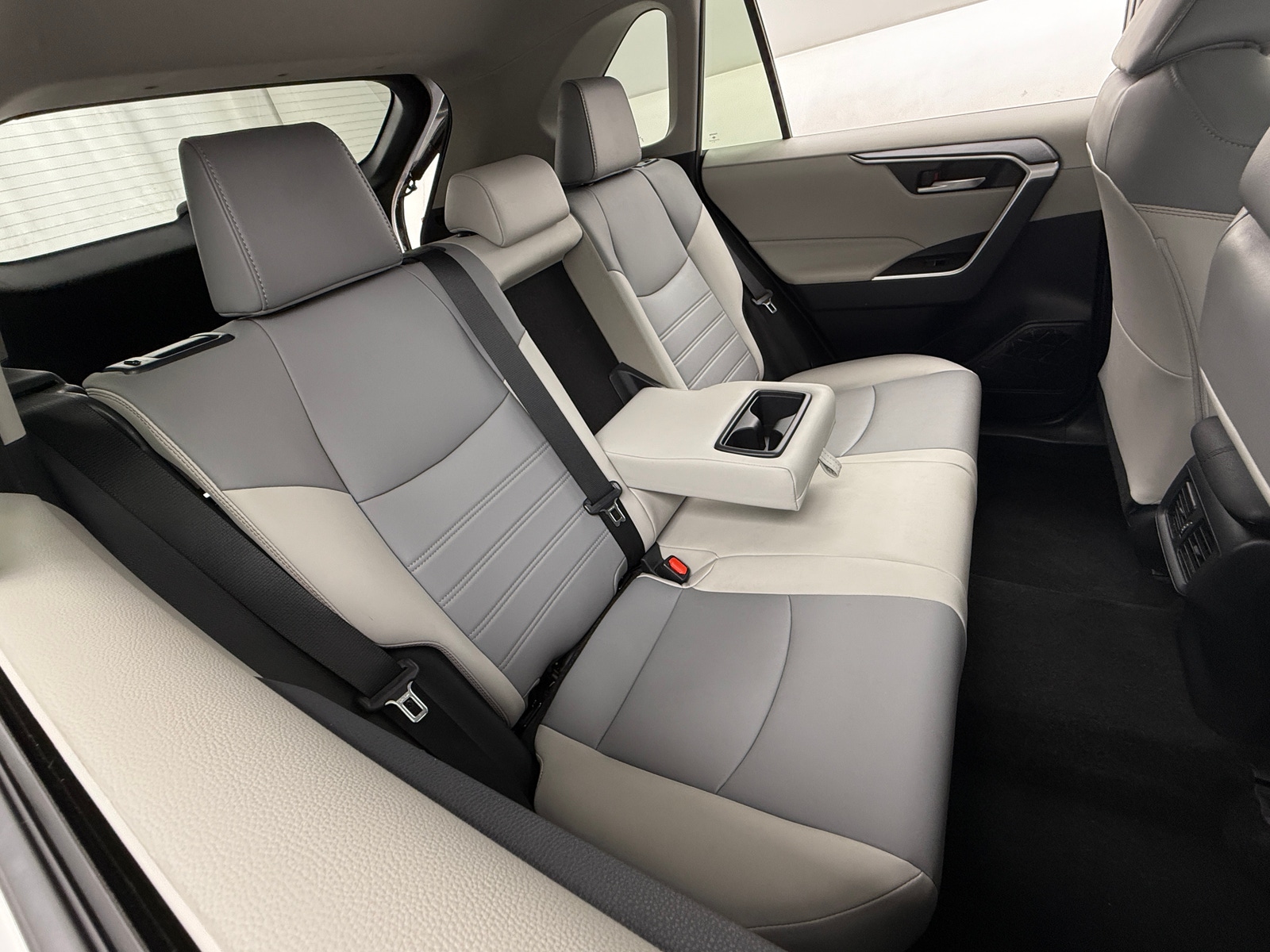 Thumbnail: 2019 Toyota RAV4 - 5
