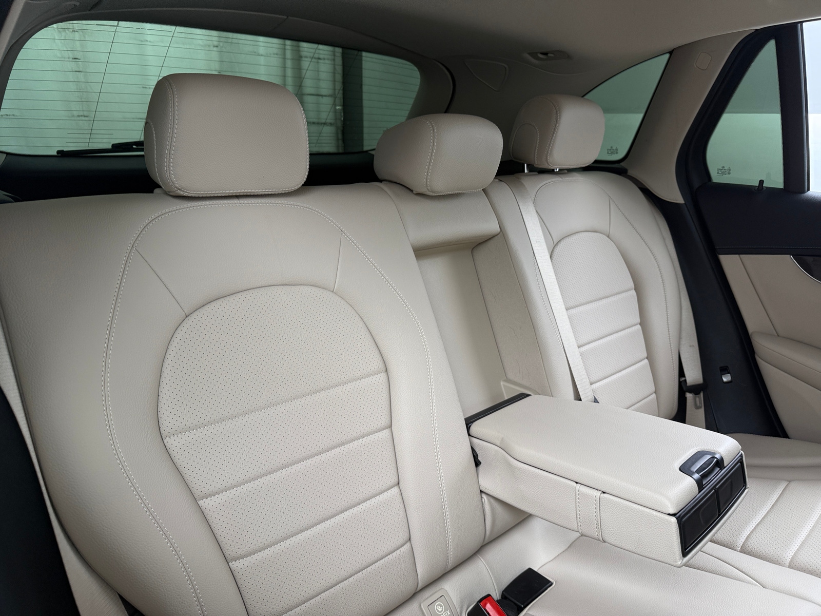 Thumbnail: 2016 Mercedes-Benz GLC - 5