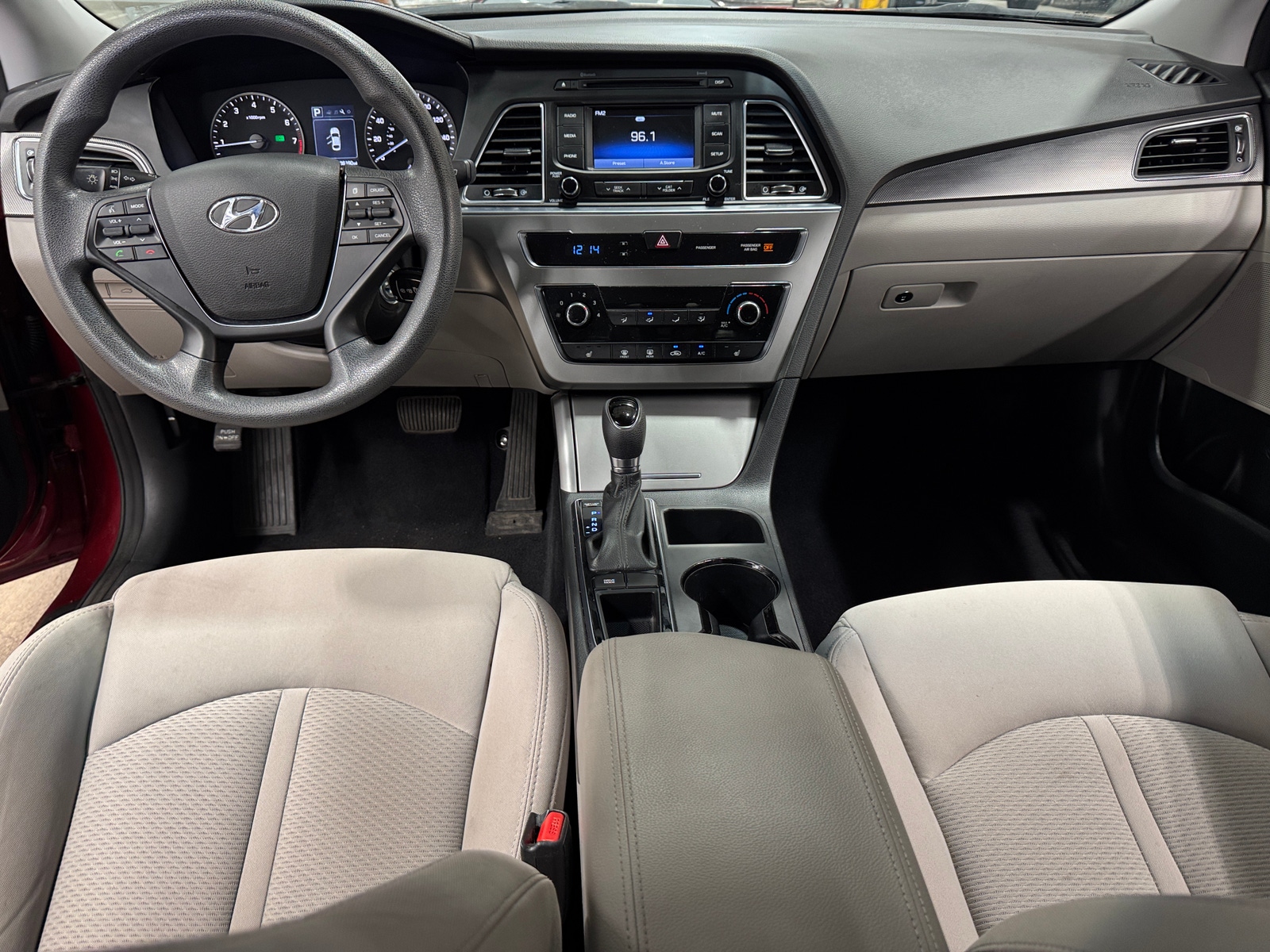 Thumbnail: 2015 Hyundai Sonata - 3