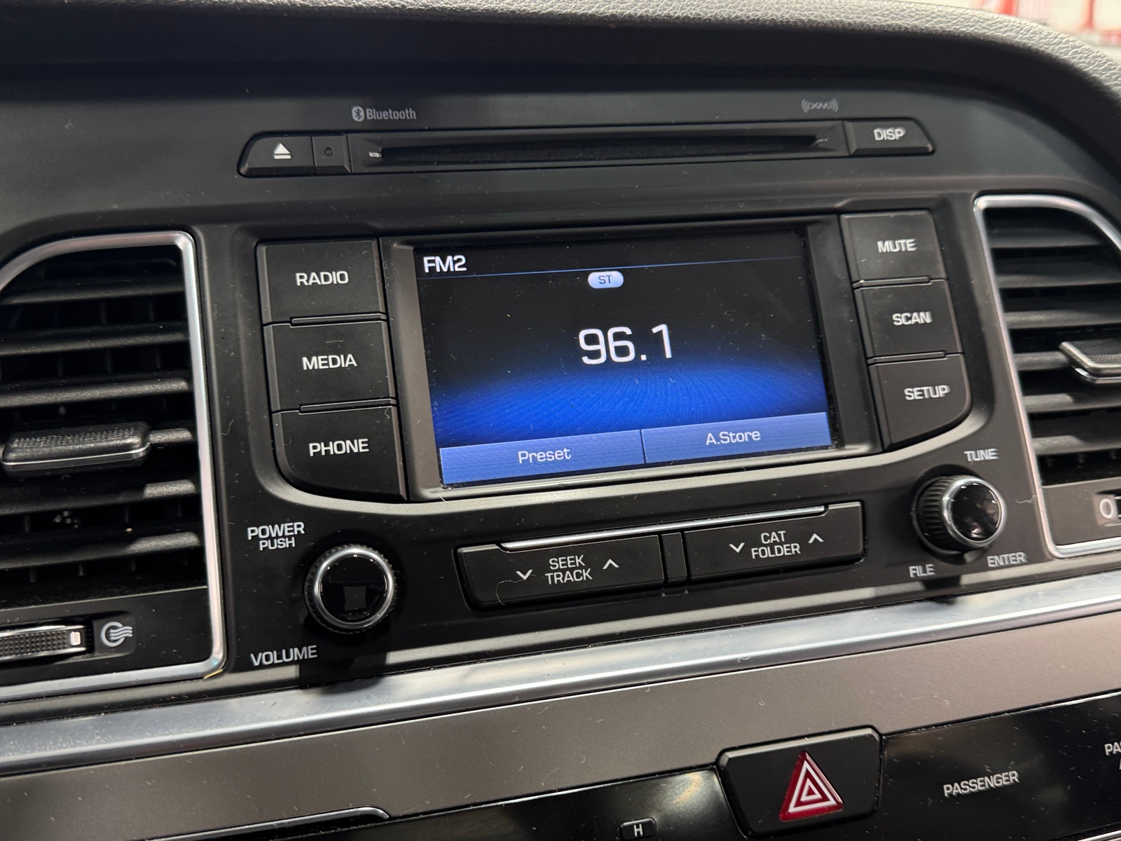Thumbnail: 2015 Hyundai Sonata - 4