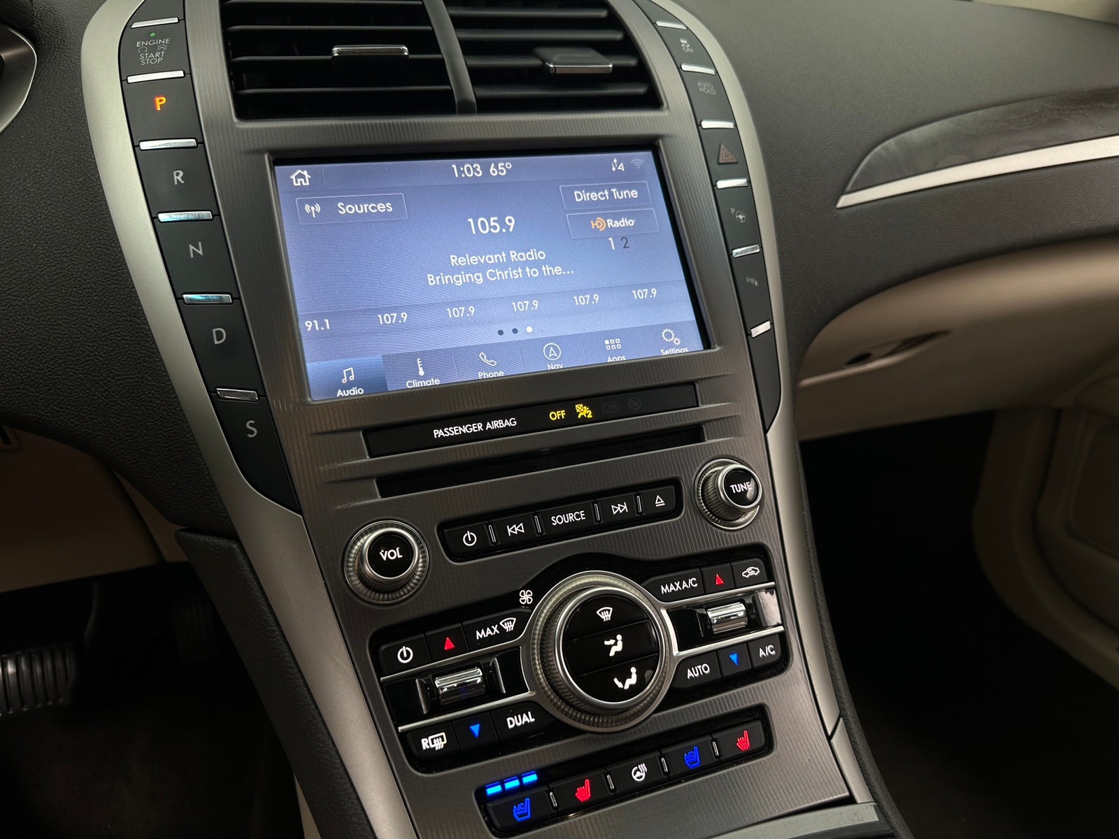 Thumbnail: 2020 Lincoln MKZ - 3