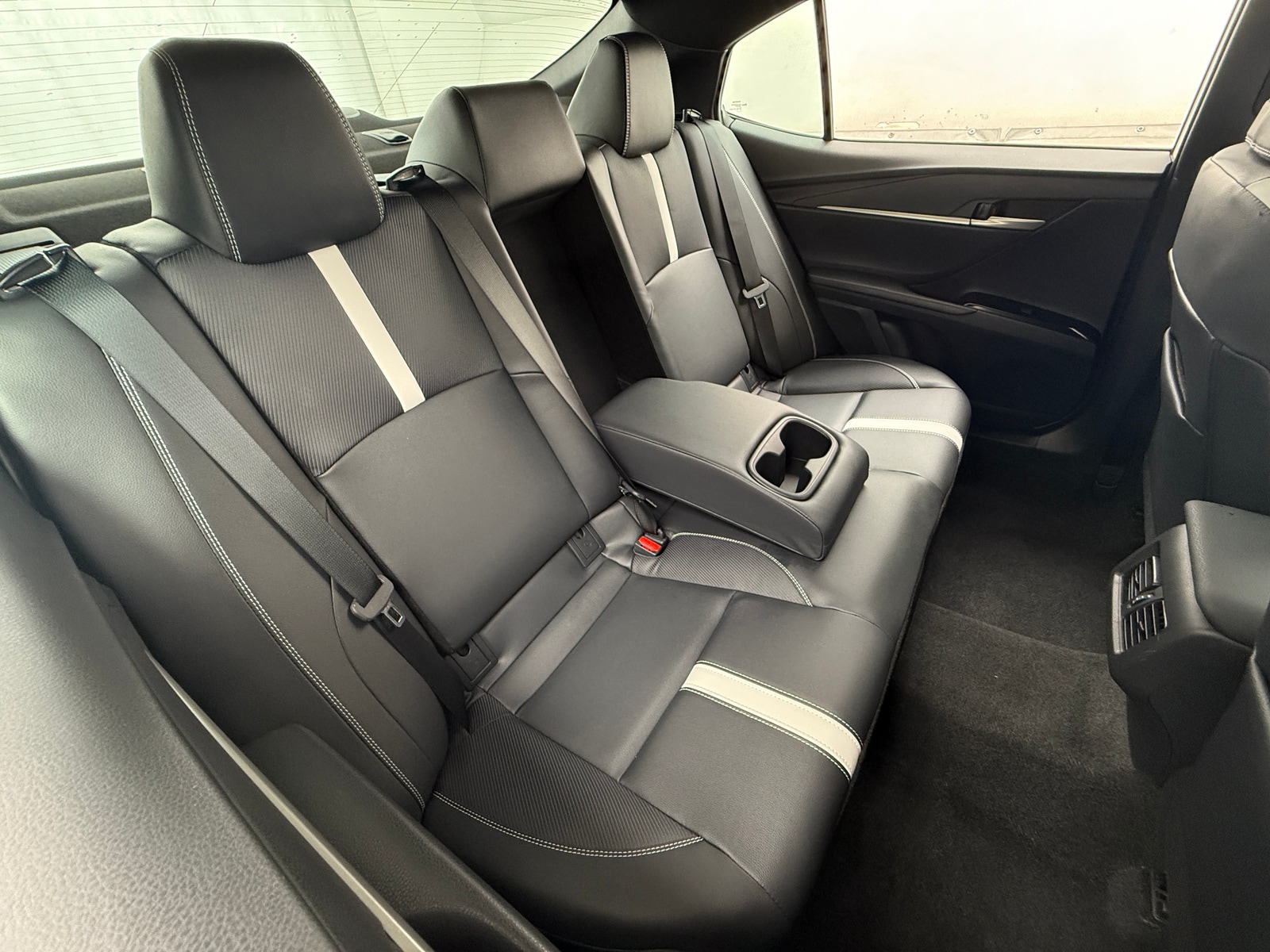 Thumbnail: 2025 Toyota Camry - 6