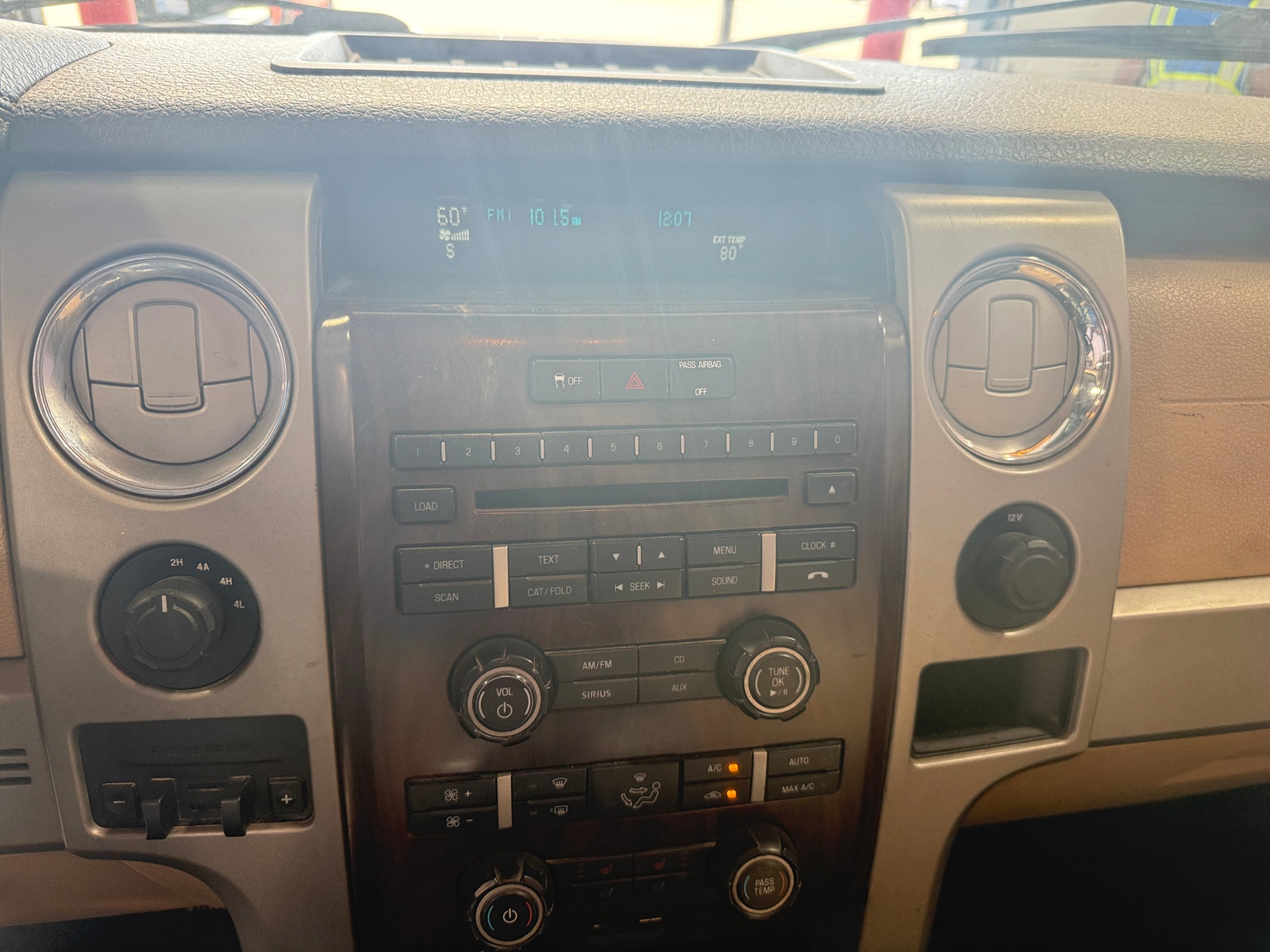 Thumbnail: 2012 Ford Econoline - 3